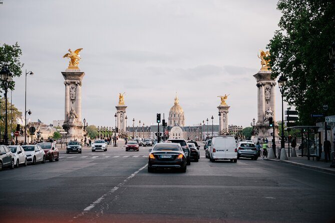 1.5 Hour Private Tour in Paris in a Classic Citroën - The President’s avenue and Madeleine’s temple look