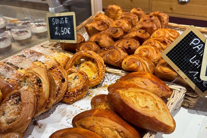 #1 Montmartre Pastries & Chocolate Food Tour with 6+ Tastings - Inside the stops: what makes the pastry and chocolate route worth it