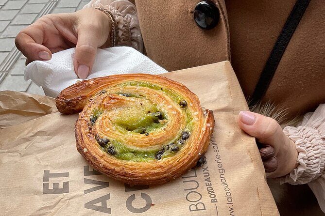 #1 Paris Chocolate and Pastry Food Tasting Tour - Guides you can learn from: Jesita and Ananya’s style