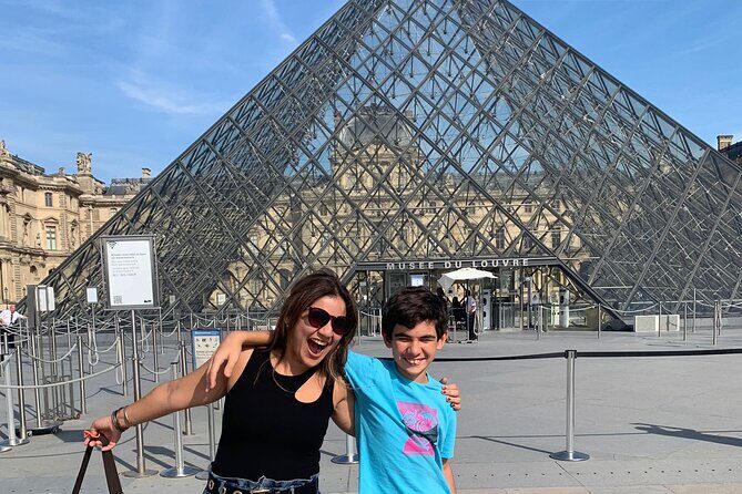 1st Day in Paris Discovery Private Tour: 'How-to' Orientation & Sightseeing Fun! - Hotel Pickup and a Real-Day-1 Paris Orientation
