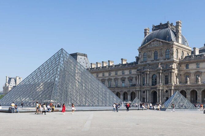 2 & 4 Days Paris Golden Pass with Hop-On Hop-Off Seine River Boat - Hop-On Hop-Off Seine Boat: your low-effort way to reset the day