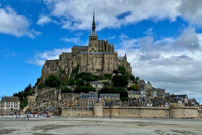 2-day Mont Saint-Michel, Full D-Day, Normandy Private from Paris - What the included tickets and hotel actually buy you