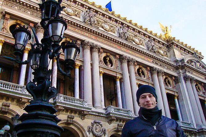 2 Days in Paris with a Friendly Local Guide - Eiffel Tower and Champs de Mars: photos with the right angles