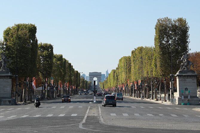2-Hour Private Paris Champs-Élysées Walking Tour - The Champs-Élysées portion: how to stop seeing a blur