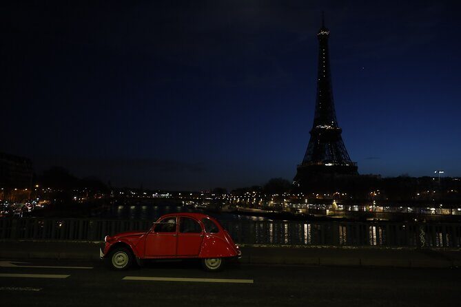 2CV Paris Secret 2H - Champs-Élysées, Grand Palais, Ecole Militaire, and Concorde: seeing the scale fast
