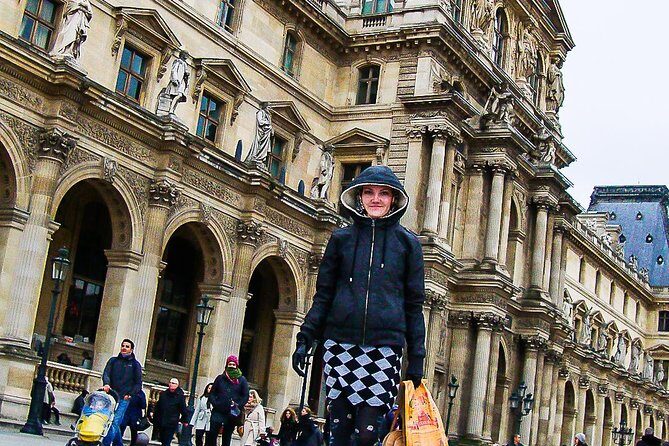3 days in Paris with a Private Guide - Day 2 (starting 10am): Sacre-Coeur to Montmartre scenes, then Tuileries and Le Marais