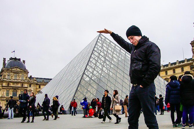 3 days in Paris with a Private Guide - Day 3 (10am onward): Bastille, the islands, Notre-Dame area, Latin Quarter, and St-Germain calm