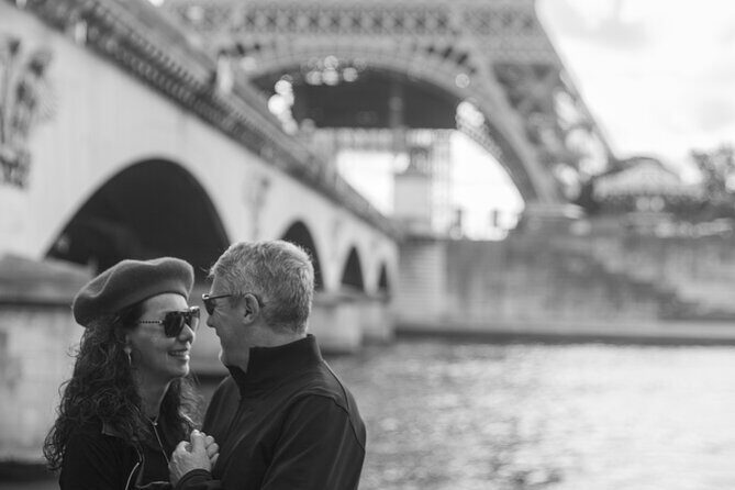 30 min photosession in Paris, all photos sent and edited - Custom requests: stroller, wheelchair, proposals, and added accessories