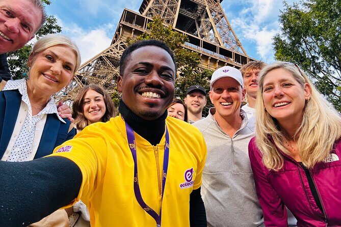 3in1 Notre Dame Tour plus Boat Cruise and Eiffel Tower History - 15-Minute Batobus Cruise: Views of the Seine and Île de la Cité