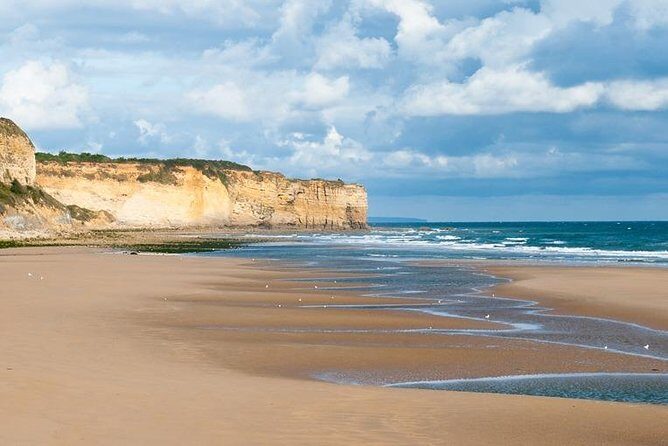 A Day in Normandy Landing Beaches of WWII with Private Guide - Omaha Beach and the Normandy American Cemetery: where the scale becomes real