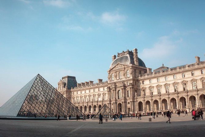 A Private Curated Journey Through the Louvre - The guide is the real magic: humor, patience, and tailoring