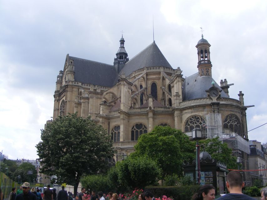 All Inclusive Private Car Tour of Paris - Service quality: guides who adjust to real people
