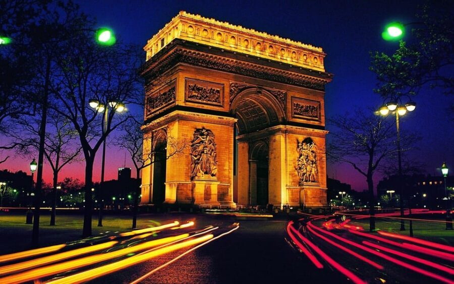 Arc de Triomphe Rooftop: Unveil History & Breathtaking Views - Rooftop Access: Independent Time With Big-View Payoff