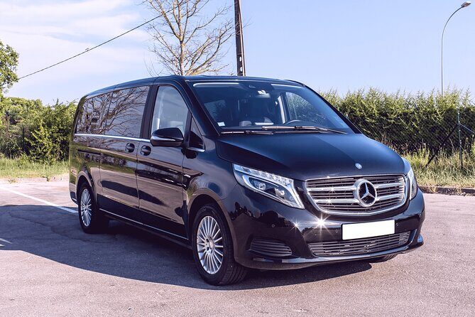 Arrival Transfer from Paris Airport CDG to Paris in Private Van - Why a private CDG van beats the airport shuffle