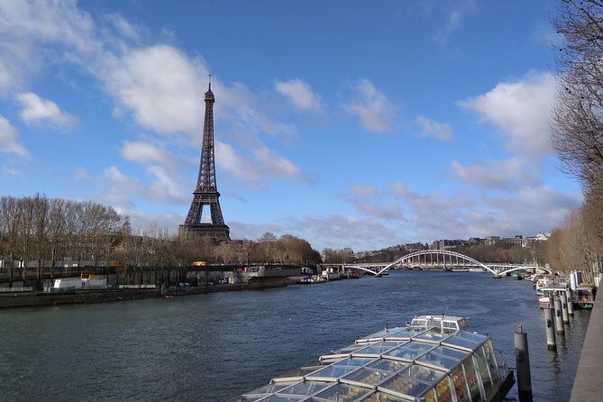 Audioguide - The Eiffel Tower and its secrets - The Olympia-era lesson: road closures can slow your approach