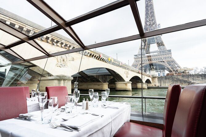 Bateaux Mouches Lunch Cruise on the Seine River in Paris - When you want commentary, use the QR code