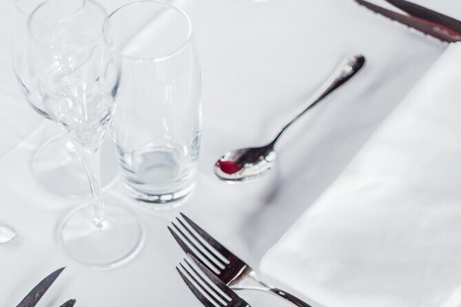 Bateaux Mouches Lunch Cruise on the Seine River in Paris - Price and value: what you’re really paying for