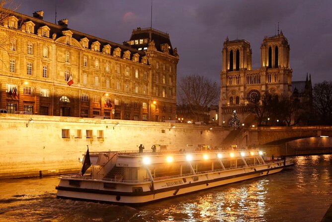 Bateaux Mouches Sightseeing Cruise in Paris with Champagne - Price and Value at $34.92: The Champagne Part and the Comfort Part