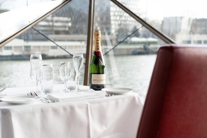 Bateaux Mouches Special Marriage Proposal Dinner Cruise in Paris - The Seine Stops: What You’ll See and Why Each One Works