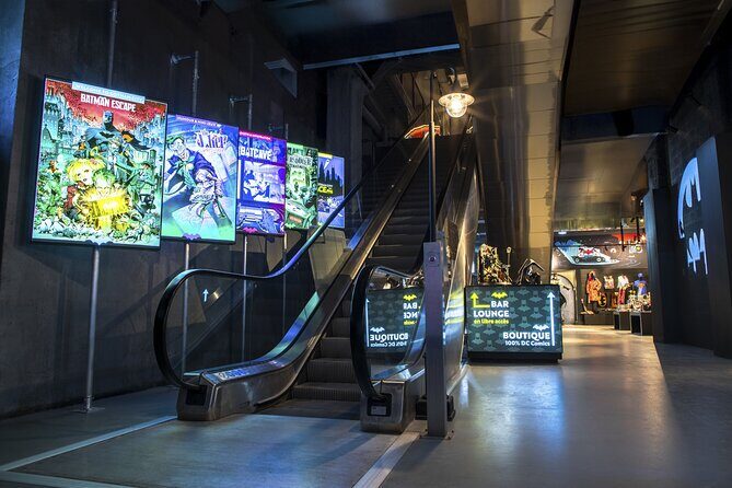 Batman Escape Game in Paris : Welcome to Gotham City ! - Inside the mission: 70 minutes, puzzles, and live-actor moments
