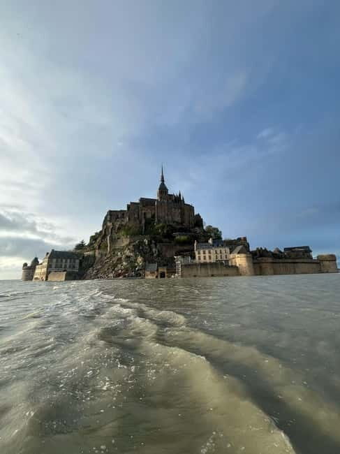 Bay of Mont Saint-Michel : Quicksands + See The Tide Coming - The bay’s tide sprint: what you actually see in 2 hours