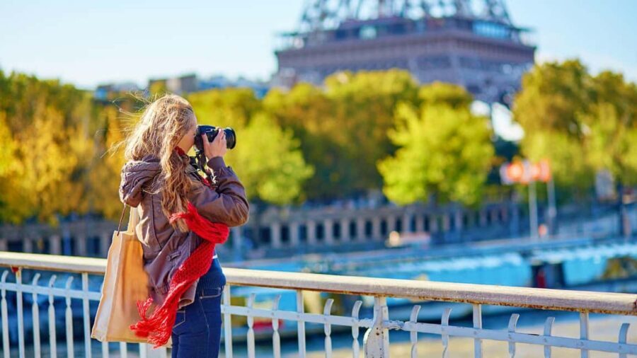 Best of Paris: Private Walking Tour with Local - Walking Comfort, Timing, and What to Bring for 2–6 Hours