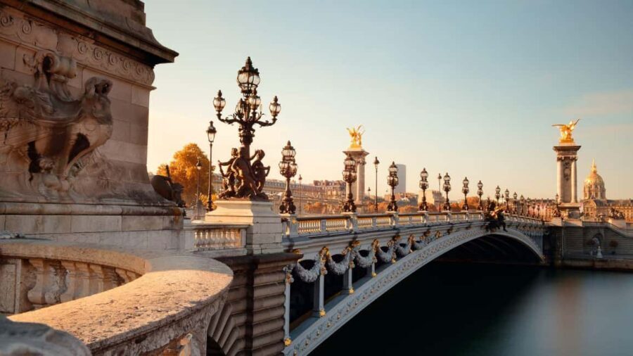 Best of Paris: Private Walking Tour with Local - Price Reality: What $107 Per Person Really Buys You