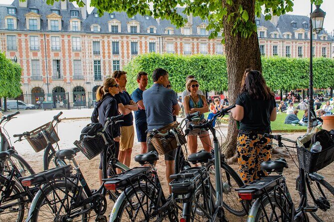 Best of Paris Small Group E-bike Guided tour (w/ optional Cruise) - Stop 2: Place de la Concorde and Place Vendôme’s contrast