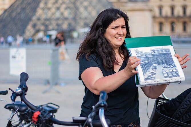 Best of Paris Small Group E-bike Guided tour (w/ optional Cruise) - Stop 1: Louvre Museum area and the “see it from here” river-bank shift