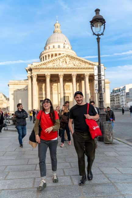 Boho Nights in Paris: A Magical Evening Tour - Getting started at the Panthéon: night arrival, easy orientation