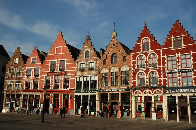 Bruges Guided Day Tour from Paris with Canal Cruise - Key things I’d circle on your plan