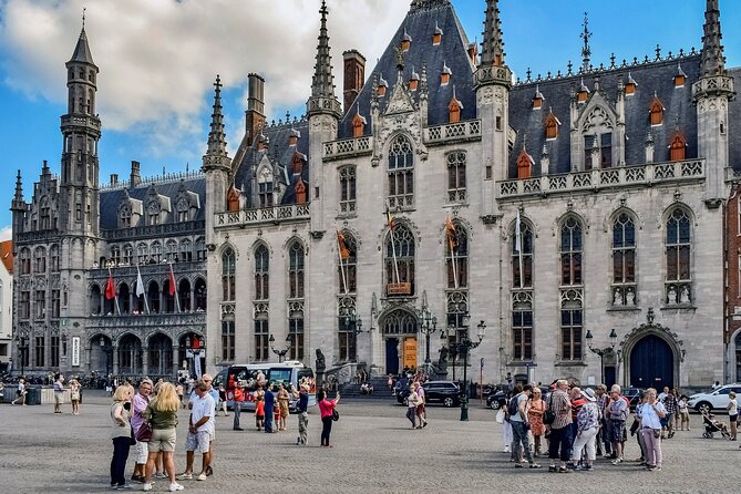 Bruges Highlights & Hidden Gems Small-group from Paris by Minivan - Free time in Bruges for lunch and optional canal-and-chocolate moments (14:00–17:00)