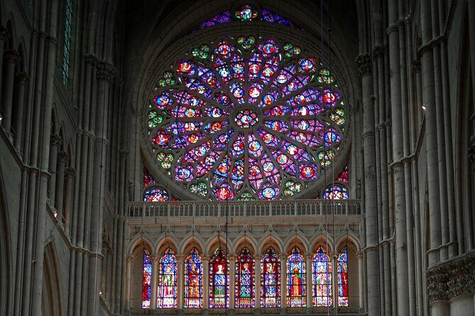 Cathedral of Notre Dame de Reims Self-Guided Tour with Mobile App - Stop 1: the cathedral exterior and why the figurines matter