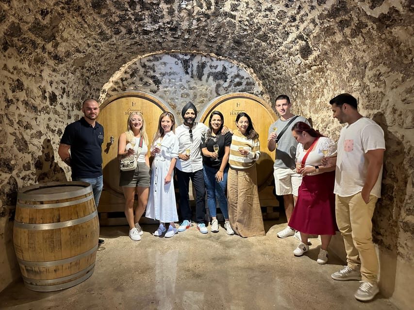 Champagne Cellar Experience: Explore our historic cellars - The guided tasting: 3 champagnes plus Ratafia Champenois