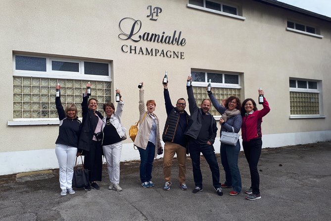 Champagne Lamiable: Make your own Champage bottle ! - Champagne Lamiable near Reims: what this tour is really about