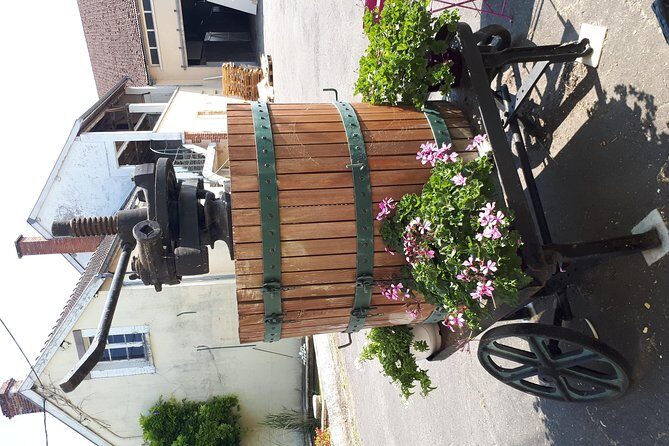 Champagne Lamiable: Traditional Tour & Tasting - Private feel in a small group (without the big-house crowding)