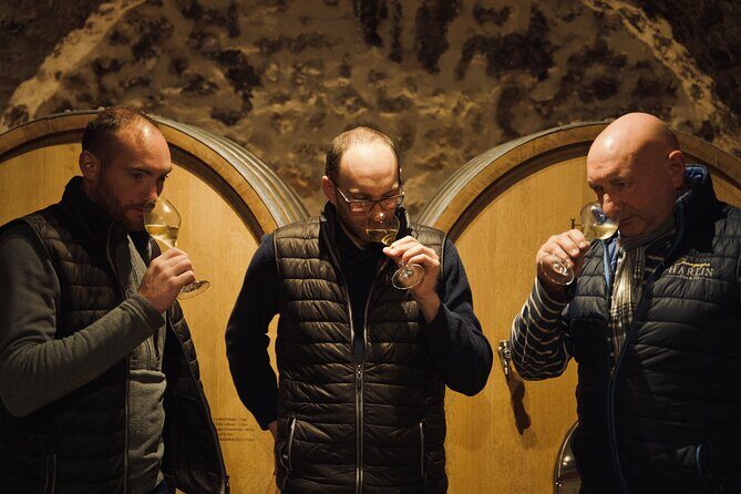 Champagne Tour and Tasting with a friendly guide in Marne Valley - Practical tips for your hour at 8 Rue de la Fontaine