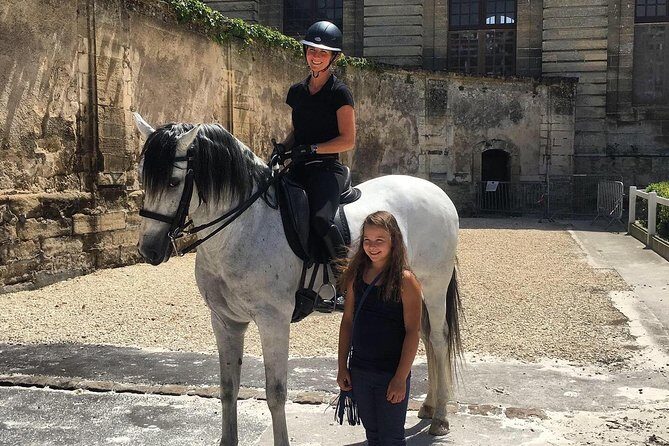 Chantilly Tour: Great Stables and Renaissance Meal from Paris - A smart Paris day trip to Chantilly’s Château and stables