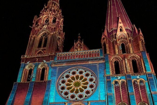Chartres Cathedral 5 Hours Tour from Paris with Private Transport - Entering Notre-Dame de Chartres: the Gothic details that land