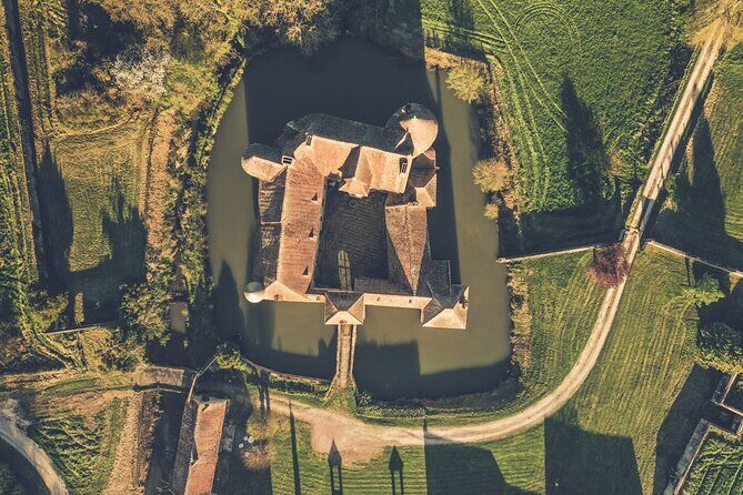 Château de Buranlure 1000 Years of History Heritage and Oenology - Wine culture on the estate: what you can expect
