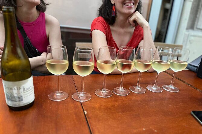 Cheese & Wine Tasting in Montmartre with a Local Cheesemonger - The heart of the experience: 8 cheeses, planned pairings, and real explanations