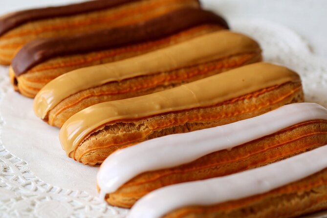 Chocolate and Pastry Walking Tour in Montmartre, Paris - Walking Montmartre with a sweets-first game plan