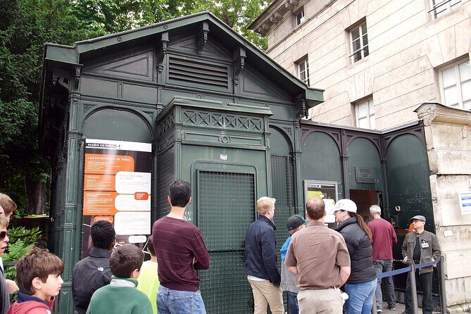 City Highlights Tour + Entry tickets for the Paris Catacombs - Who this tour fits (and who might want a different format)