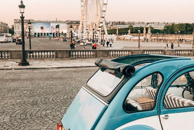 Classic Tour of Paris in 2CV CITROEN - Concorde to Vendôme: squares that help you read Paris like a map