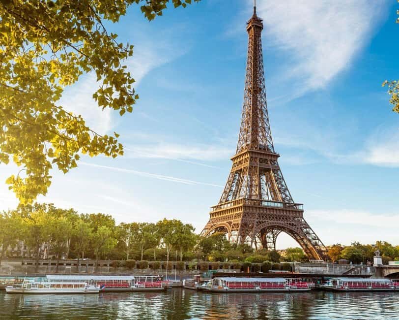 Classical and Monumental Paris Tour along the Seine River - Pont de l’Alma: a landmark with a 1997 story attached