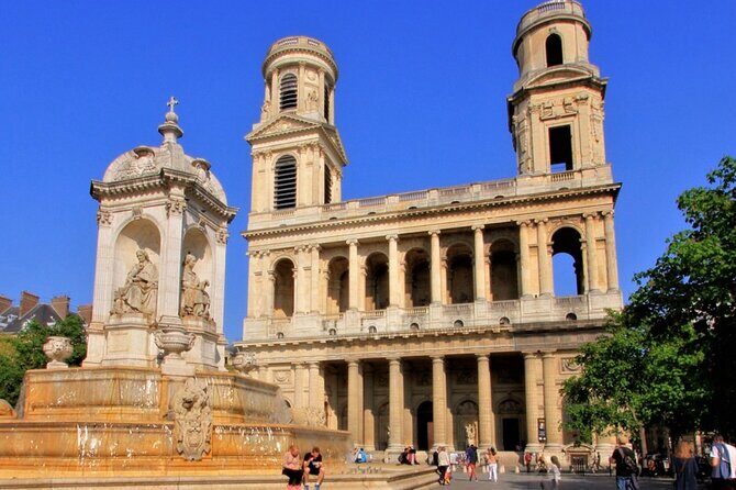 Da Vinci Code Movie Locations Private Tour in Paris - Getting around: private walking + metro pacing for about two hours