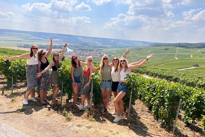 Day trip by van in Champagne small group of 8 - Chez Max lunch: Champagne with real French comfort food