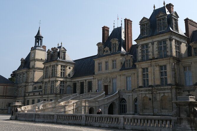 Day Trip to Fontainebleau : Horse Riding, Gastronomy and Castle - Horse riding in the Forest of Fontainebleau: from quarry test ride to 1.5 hours