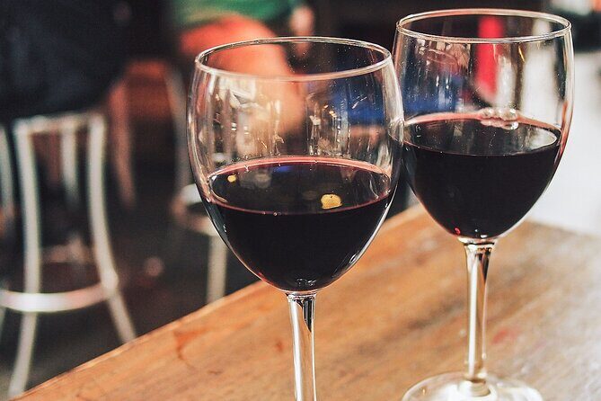 Devour Paris Food Tour : Montmartre Like a Local - Cheese and natural wine: the pairing that sells the whole tour