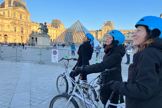 Discover Iconic Paris: Private Bike Tour of the City Center - Key highlights that matter